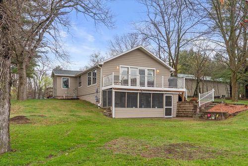 812 20th St, Clayton, WI, 54004-3328 | Card Image