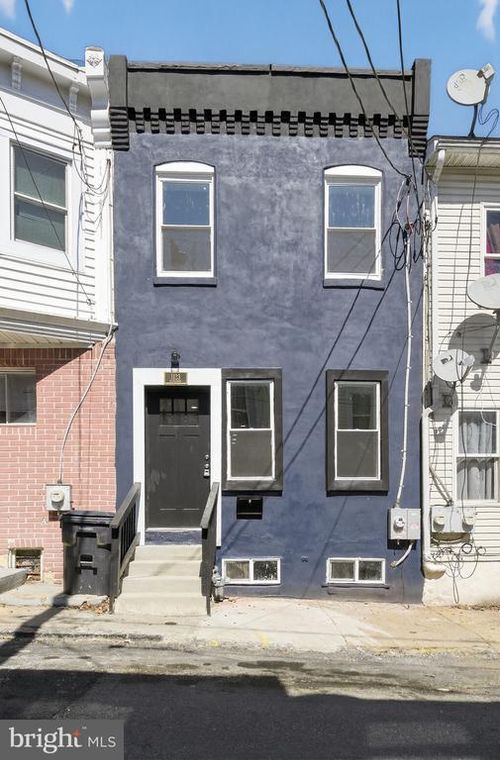 1123 Pleasant St, WILMINGTON, DE, 19805-3652 | Card Image