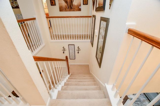Stairs to upstairs | Image 30