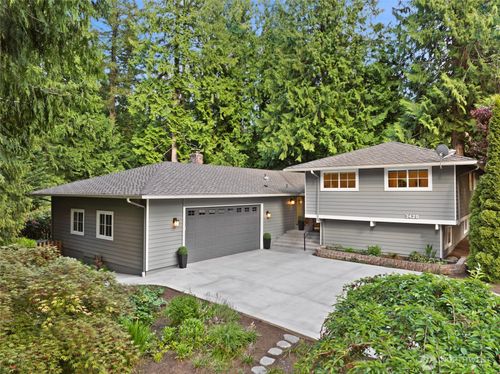 3420 210th Pl Ne, Sammamish, WA, 98074-6337 | Card Image