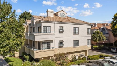 unit-413-18117 Erik Ct, Canyon Country, CA, 91387-4913 | Card Image