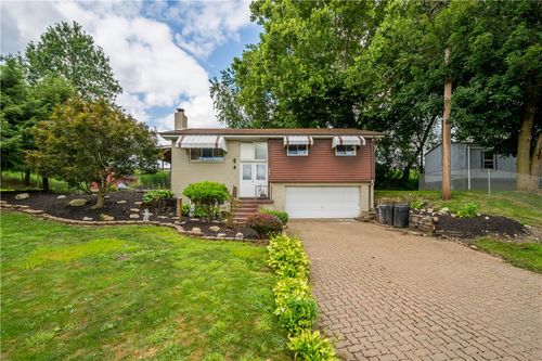 110 Barnickel St, Meadow Lands, PA, 15347-1017 | Card Image