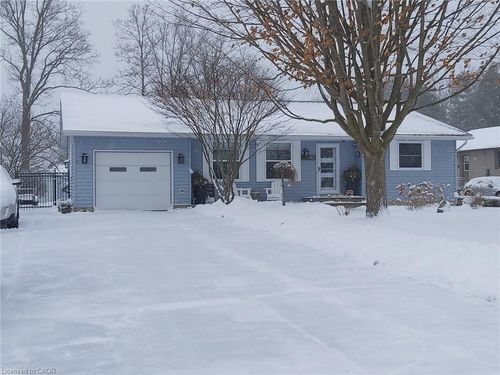 92 Dover Mills Rd, Port Dover, ON, N0A1N1 | Card Image