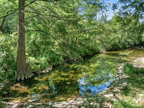 1 Shadybrook Cv, Austin, TX, 78746-2801 | Card Image