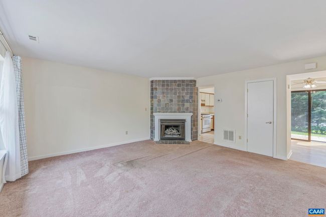 553 Millstone Ct, Condo with 2 bedrooms, 2 bathrooms and null parking in CHARLOTTESVILLE VA | Image 8