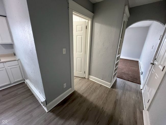 APT-4 - 4224 Unit 4 E Washington St, House other with 1 bedrooms, 1 bathrooms and null parking in Indianapolis IN | Image 4