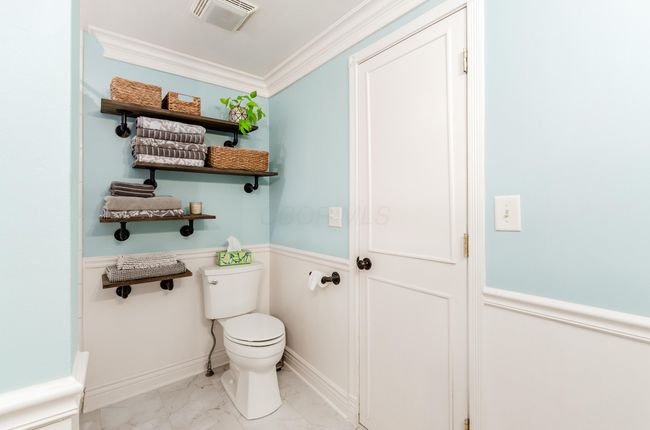 146 N Roosevelt Ave, House other with 3 bedrooms, 2 bathrooms and null parking in Bexley OH | Image 28