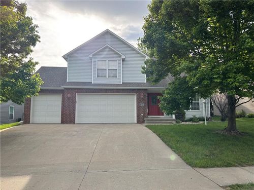 3216 Morton Ln, Saint Joseph, MO, 64506-1382 | Card Image