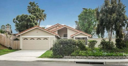 4640 Waverly Rd, Oceanside, CA, 92056-4955 | Card Image