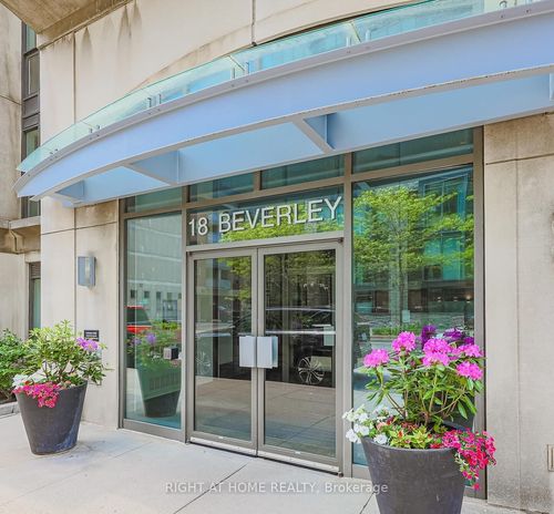 320-18 Beverley St, Toronto, ON, M5T3L2 | Card Image