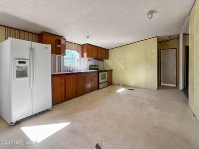 28089 Jackson Trail, House other with 3 bedrooms, 2 bathrooms and null parking in Hilliard FL | Image 3