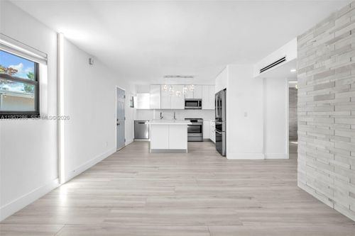 apt-24-3265 Virginia St, Miami, FL, 33133-5240 | Card Image