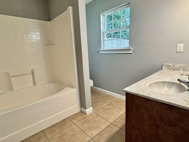 5341 Branch Point Dr, House other with 3 bedrooms, 2 bathrooms and 2 parking in Valdosta GA | Image 10