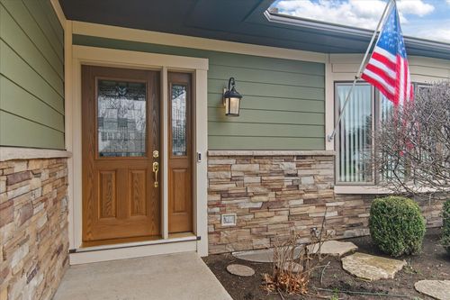 1123 Breckenridge Ave, Lake Forest, IL, 60045-3847 | Card Image