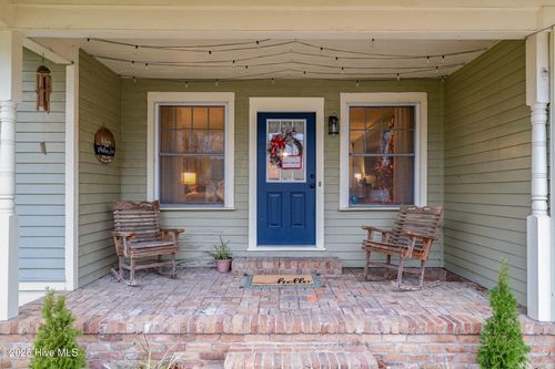 205 W South St, Fremont, NC, 27830-8647 | Card Image