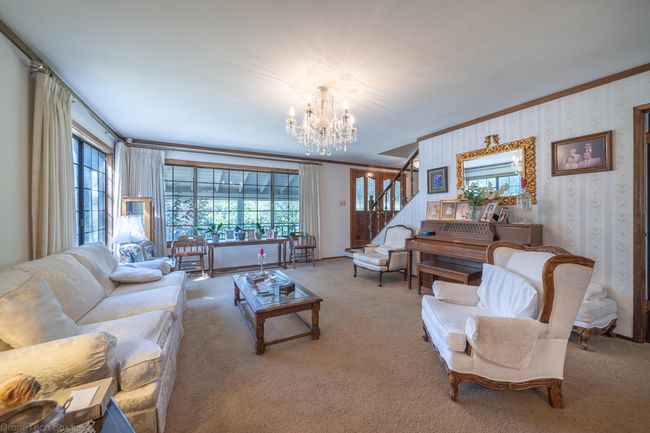 16160 Plateau Cir, House other with 5 bedrooms, 4 bathrooms and null parking in Redding CA | Image 9