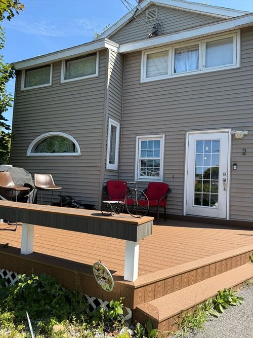 2 S Summer St, Haverhill, MA, 01835-7437 | Card Image