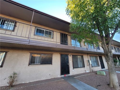 10-615 S Royal Crest Cir, Las Vegas, NV, 89169-3898 | Card Image