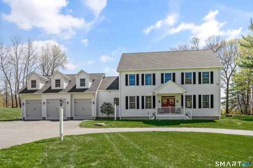 152 Old Farms Rd, Simsbury, CT, 06070-1520 | Card Image