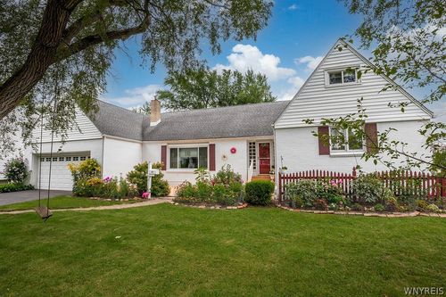 351 Southwood Dr, Buffalo, NY, 14223-1157 | Card Image