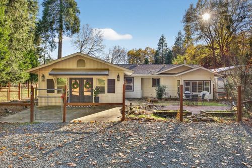 5260 Shooting Star Road, Pollock Pines, CA, 95726 | Card Image