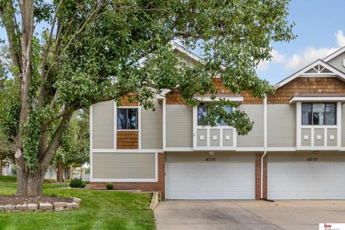 6735 S 153rd Cir, Omaha, NE, 68137-3861 | Card Image