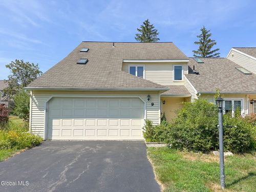 9 Standish Dr, Glenmont, NY, 12077-3237 | Card Image