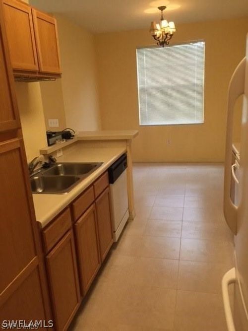 1013-7975 Preserve Cir, NAPLES, FL, 34119-6735 | Card Image