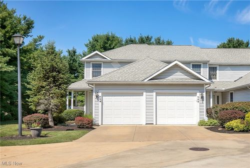 748 Beverly Ave, Canal Fulton, OH, 44614-8412 | Card Image