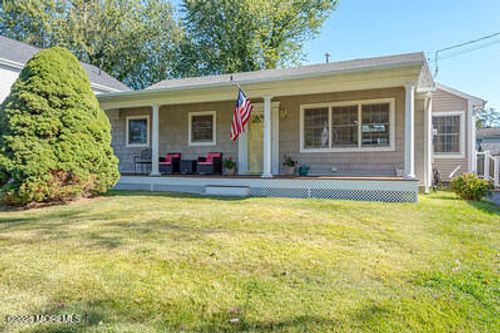 43 Roosevelt Cir W, Red Bank, NJ, 07701-5825 | Card Image