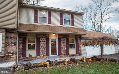 1592 Morgan Way, LANSDALE, PA, 19446-4808 | Card Image