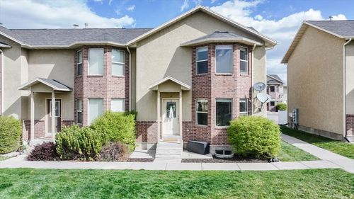 24-101 E 630 N, Smithfield, UT, 84335-9671 | Card Image