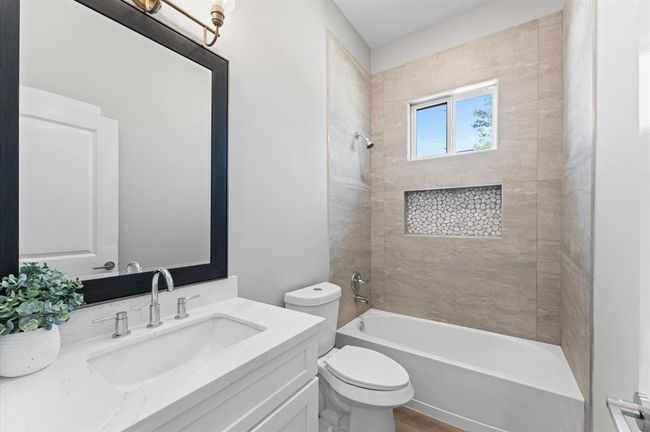 Second bathroom in the first floor | Image 25