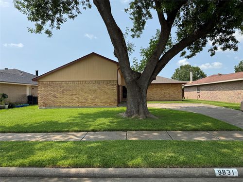 9831 Shell Rock Rd, La Porte, TX, 77571-4123 | Card Image