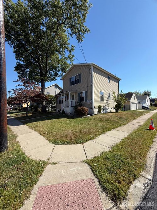 29 Van Buren St, Woodbridge, NJ, 07095-2409 | Card Image