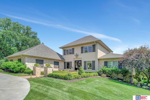 831 Capitola Drive, Lincoln, NE, 68512 | Card Image