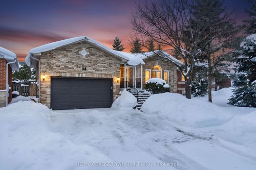 38 Brookfield Cres, Barrie, ON, L4N9R6 | Card Image