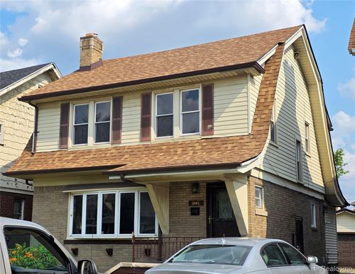 2681 Burlingame St, Detroit, MI, 48206-1431 | Card Image