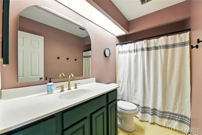 15480 Country Mill Ct, House other with 4 bedrooms, 3 bathrooms and null parking in Chesterfield MO | Image 17