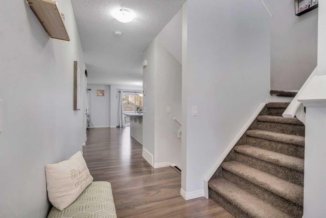 131 Windford Rise Sw, Home with 3 bedrooms, 2 bathrooms and 2 parking in Airdrie AB | Image 4