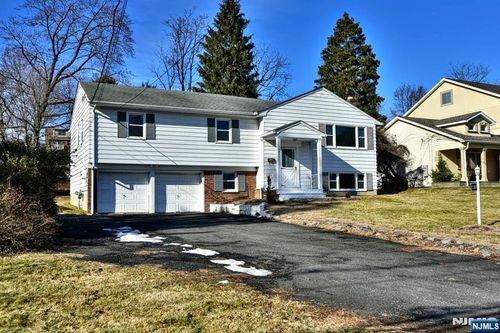 181 Pleasant Valley Way, West Orange, NJ, 07052-2906 | Card Image