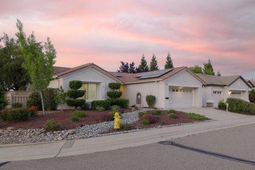 1802 Winding Way, Lincoln, CA, 95648 | Card Image