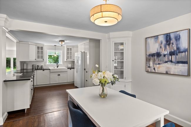 8 Winthrop Ave, House other with 5 bedrooms, 4 bathrooms and 4 parking in Bedford MA | Image 12