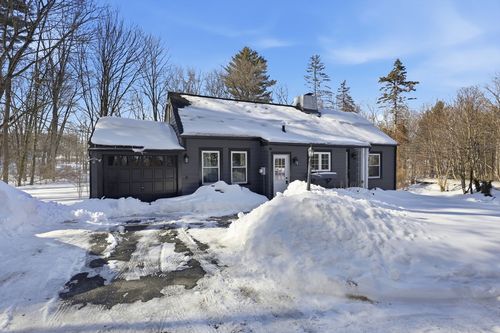 1962 Allen St, Springfield, MA, 01118-1822 | Card Image