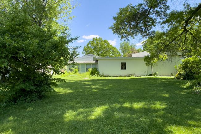 110 N Washington St, House other with 3 bedrooms, 1 bathrooms and 2 parking in Hudson IL | Image 34