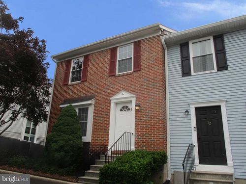 10 Ingrid Ct, WILMINGTON, DE, 19808-4077 | Card Image