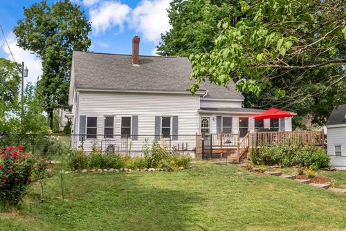 27 Garfield St, Westbrook, ME, 04092-3529 | Card Image