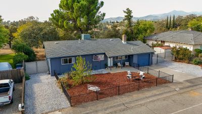 2515 Starlight Boulevard, House other with 3 bedrooms, 2 bathrooms and null parking in Redding CA | Image 1