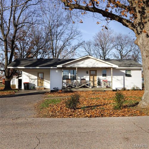 709 W Sand Rd, Advance, MO, 63730-8035 | Card Image