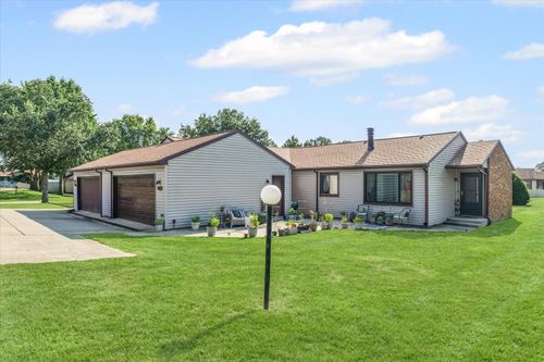 2712-2712 Heritage Dr, Champaign, IL, 61822-7382 | Card Image